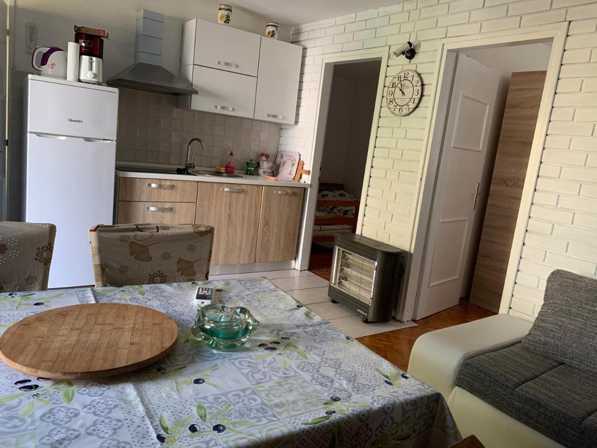 Lili Apartments, Sv Dunata 18 คอร์นิช ภายนอก รูปภาพ